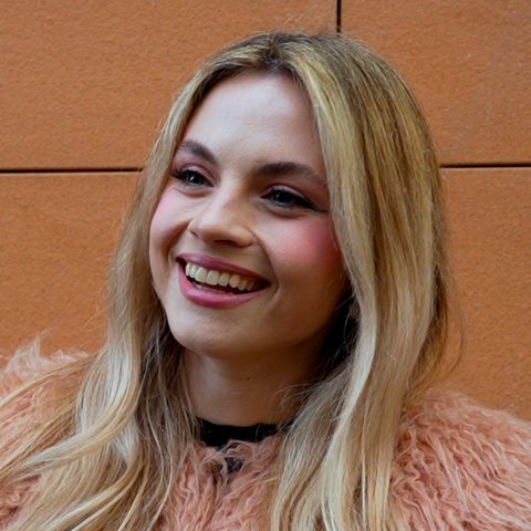 utrender Nicole Spiga